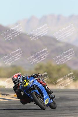 media/Oct-30-2025-Racers Edge (Thu) [[dabbdaf680]]/3-B Group/Session 2 (Turn 14)/